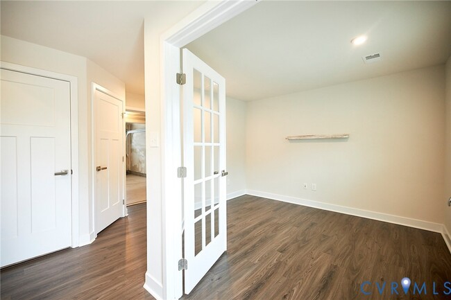 Building Photo - 11190 Winding Brook Terrace Dr