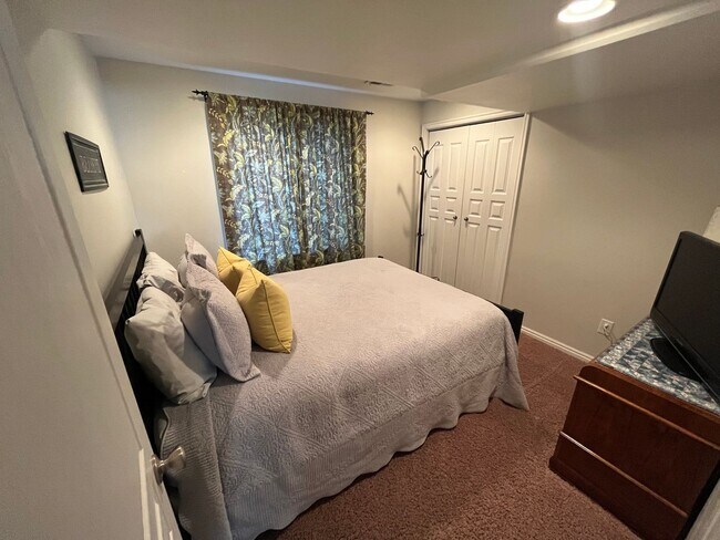 Building Photo - Lovely Home For Rent In Lehi, UT