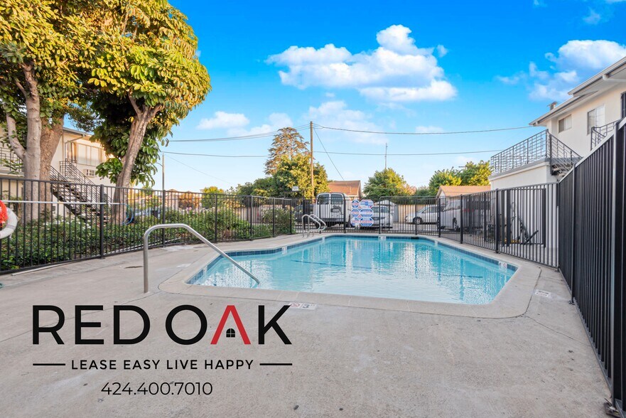 Building Photo - 10920 Ramona Blvd
