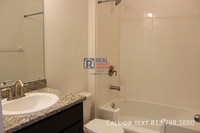 Building Photo - 33163 Sand Creek Dr