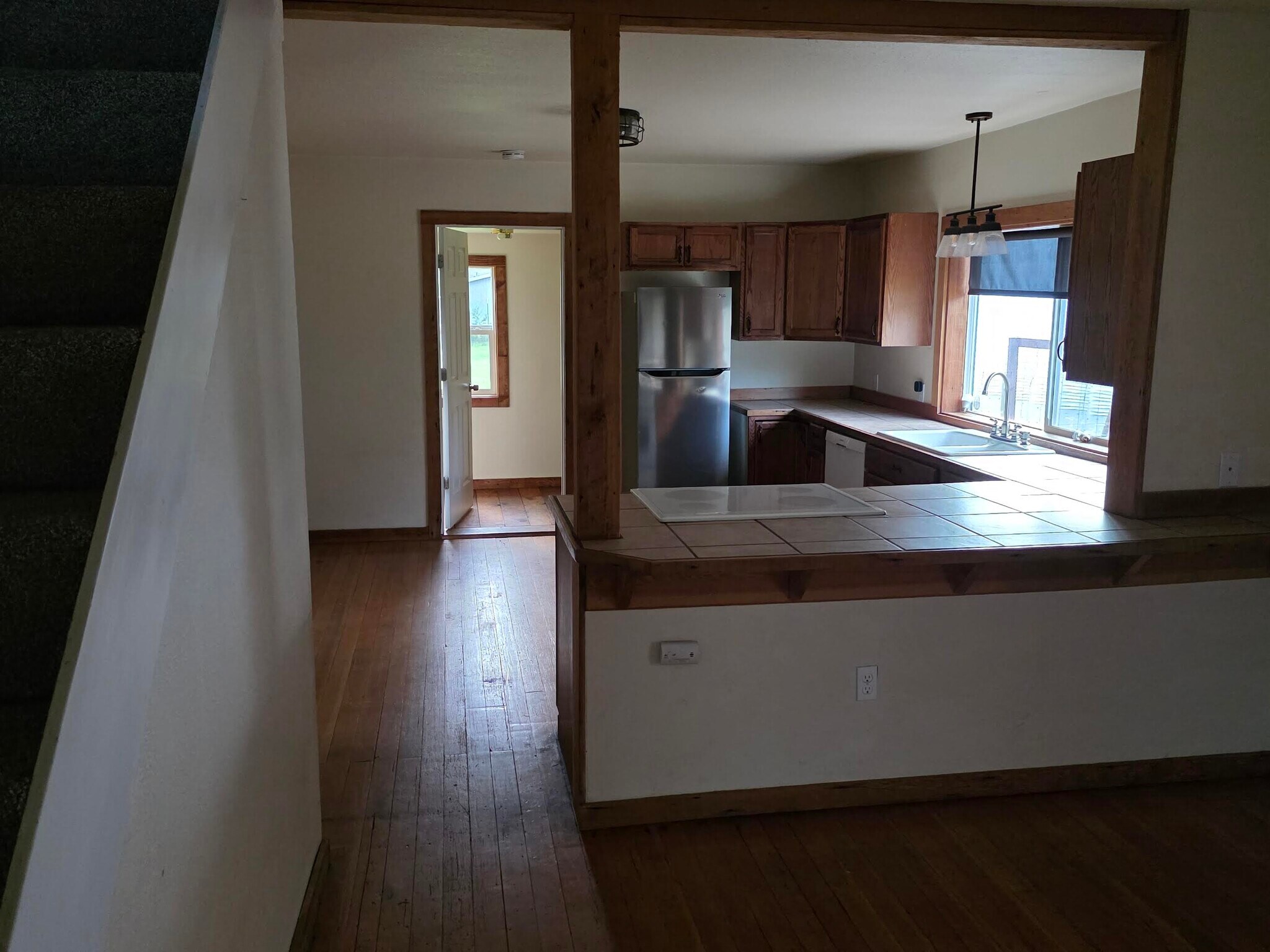 Building Photo - 23 S Main St