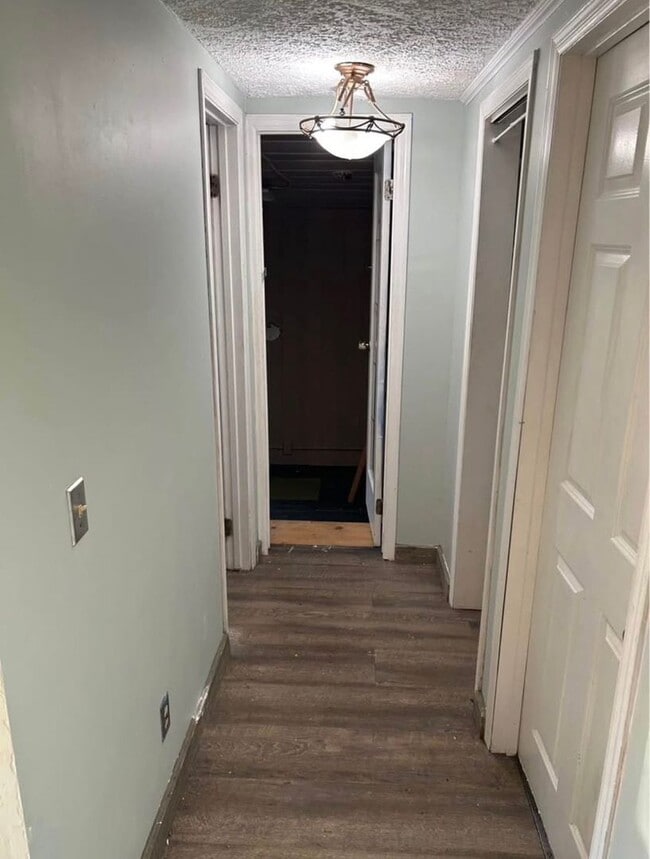 Building Photo - 6849 N Aurelius Rd