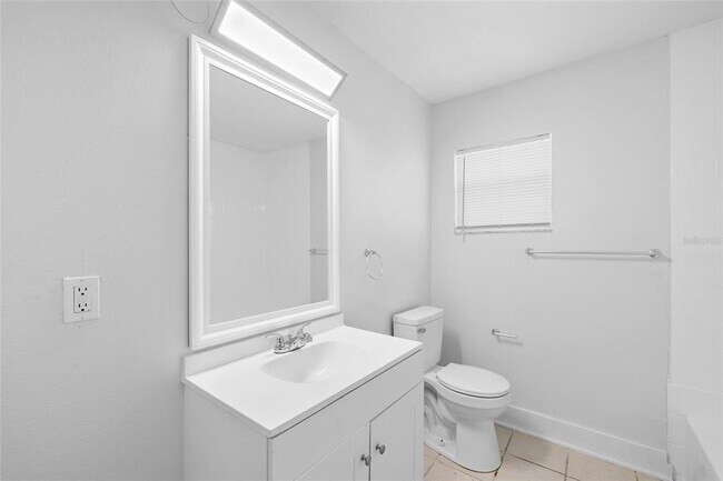 Building Photo - 7414 S Sherrill St