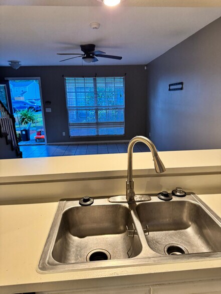 Building Photo - 13917 Fletchers Mill Dr