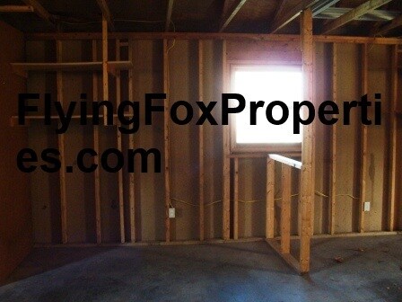 Building Photo - 231 Ash St