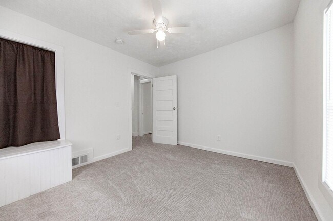Building Photo - 1326 Massachusetts St