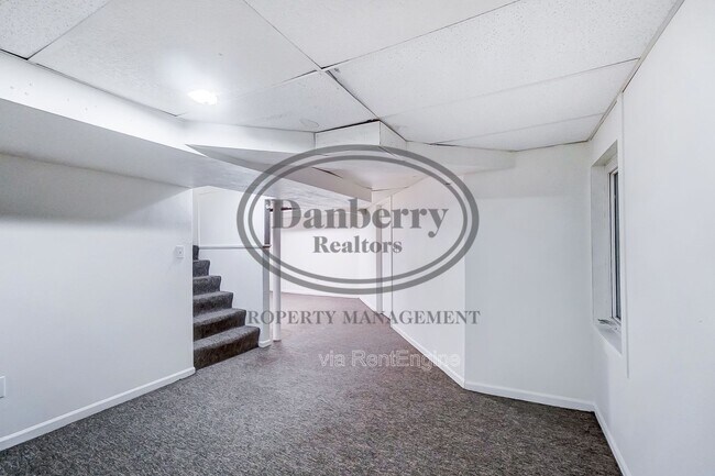 Building Photo - 1132 Brookley Blvd