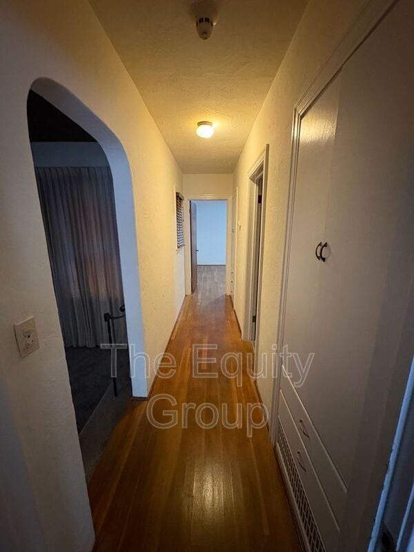 Building Photo - 1801 Riverside St