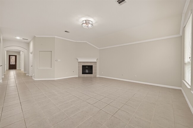 Building Photo - 17506 Waeback Dr