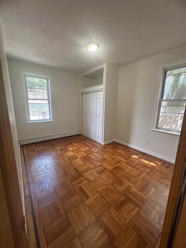 Building Photo - 292 Stegman Pkwy