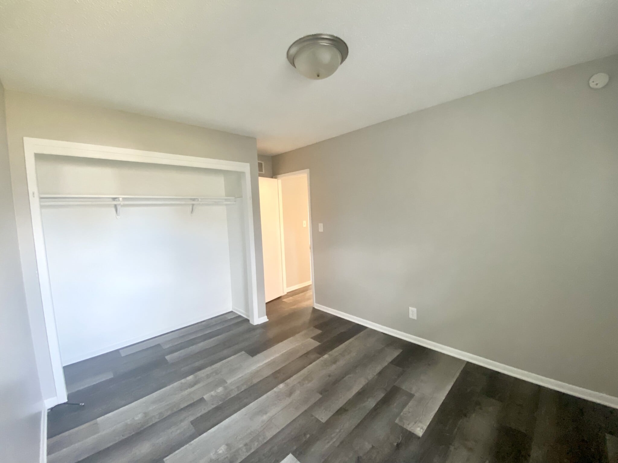 Building Photo - 209 S 1st St