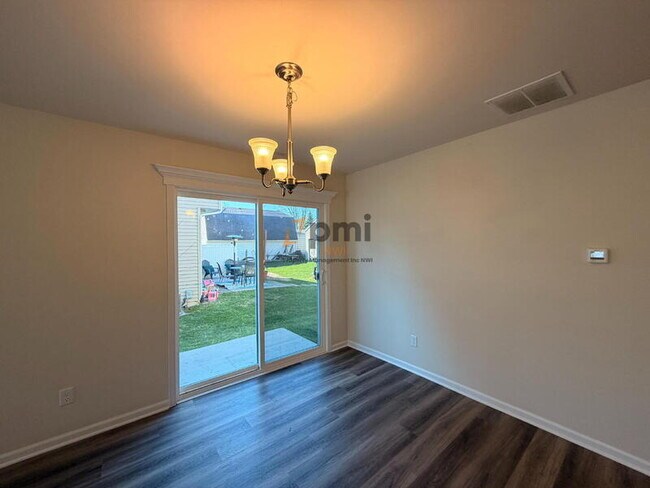 Building Photo - 122-124-124 Park Ave