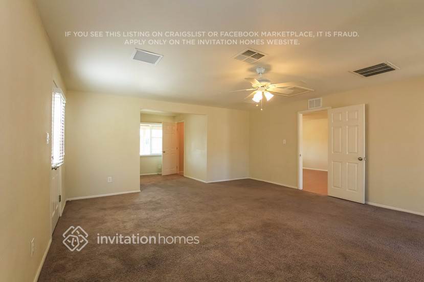Building Photo - 3507 E Blanche Dr