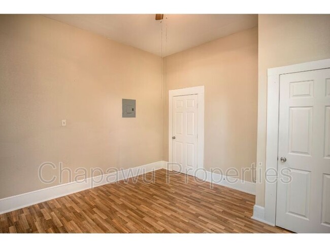 Building Photo - 308 Belmont