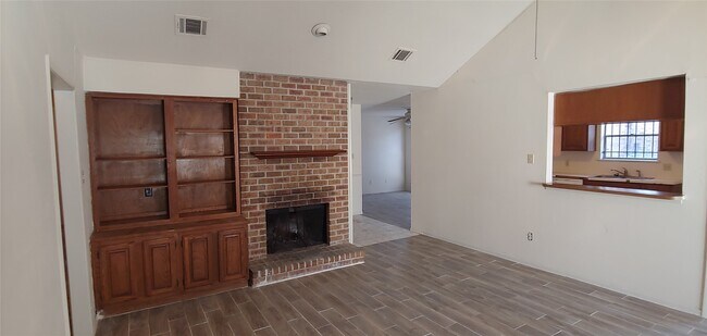 Building Photo - 10822 Lynbrook Dr