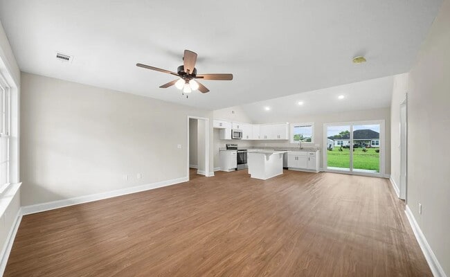 Building Photo - 106 Enclave Ct