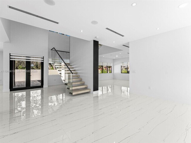 Building Photo - 17902 SW 149th Ct