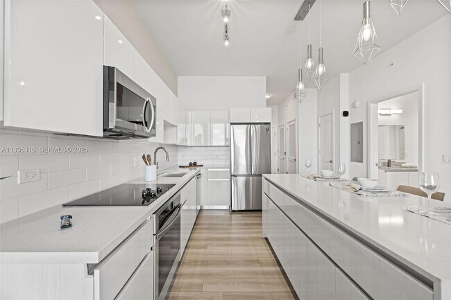 Building Photo - 101 Diplomat Pkwy