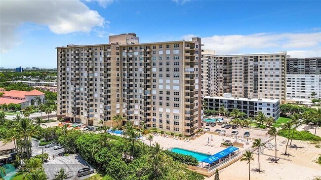 Building Photo - 2000 S Ocean Blvd