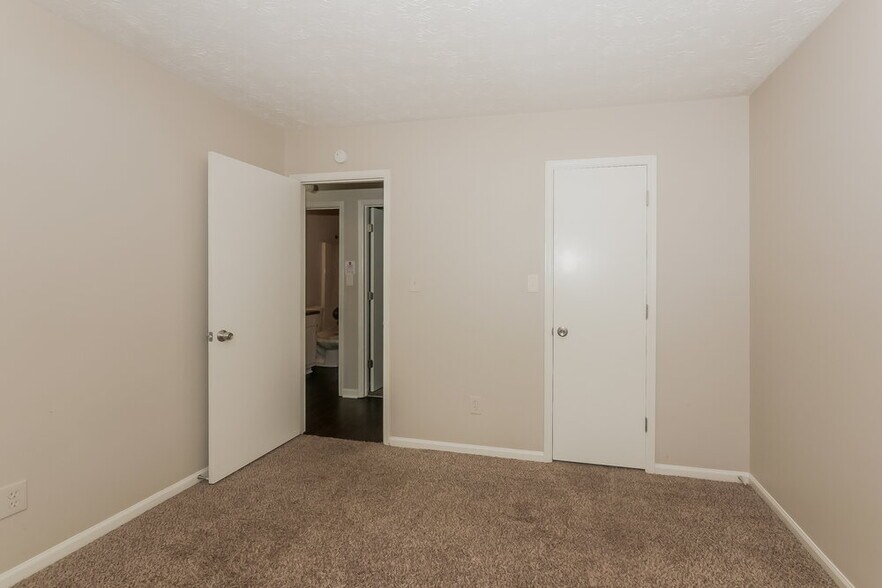 Building Photo - 715 Pullman Ln