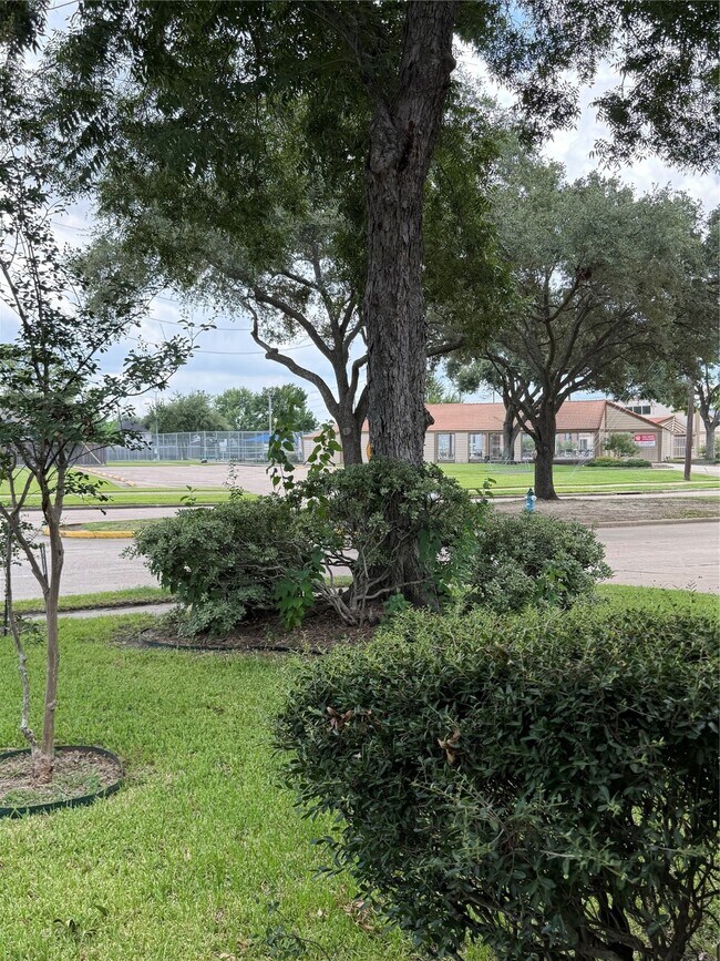 Building Photo - 6922 Addicks Clodine Rd