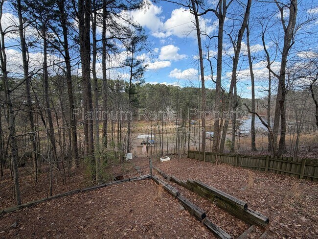 Building Photo - 835 Timber Lake Trail