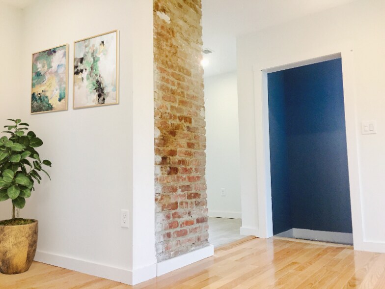 Building Photo - 224 N Fullerton Ave