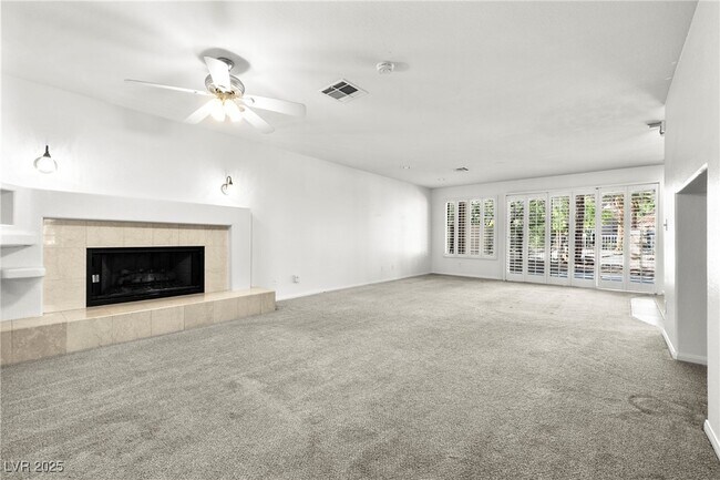 Building Photo - 7600 Painted Dunes Dr