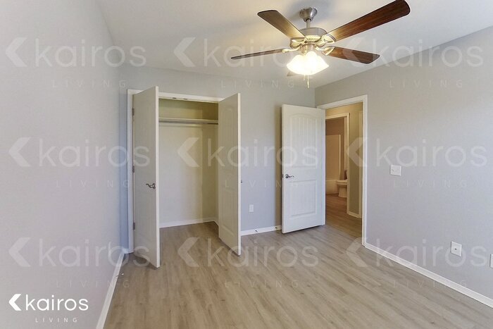 Building Photo - 3900 Thomas St