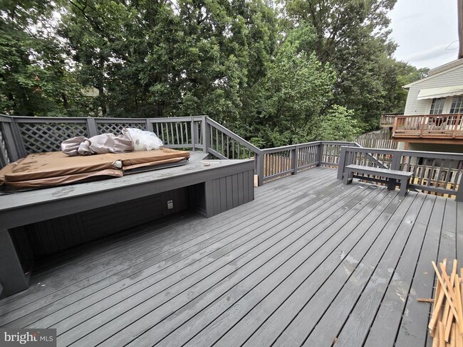 Building Photo - 14134 Darkwood Cir