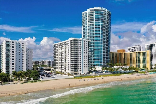 Building Photo - 3001 S Ocean Dr