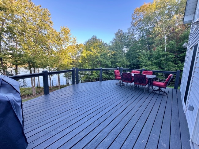 Building Photo - 5 Bracken Ln