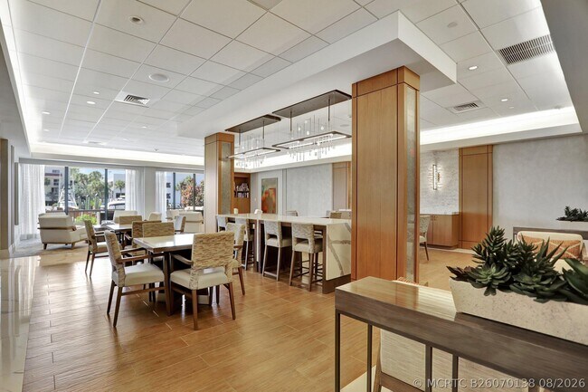 Building Photo - 4748 S Ocean Blvd