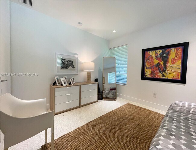 Building Photo - 9121 SW 85th St