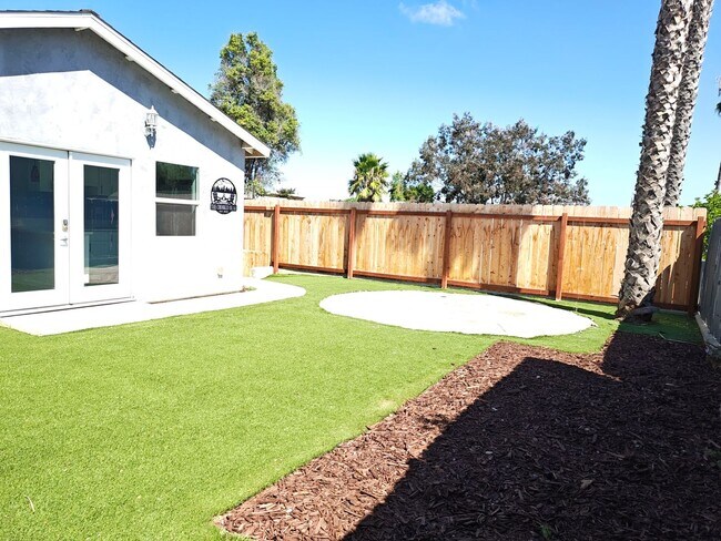 Building Photo - 1 Bedroom 1 Bath Studio For Rent in City H...