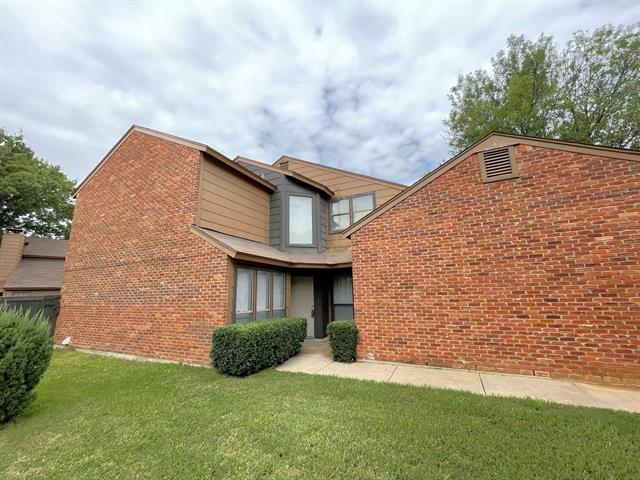 Primary Photo - 1617 Brentwood Dr