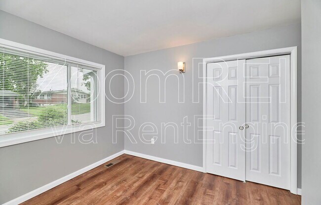 Building Photo - 2700 Steeplechase Ln