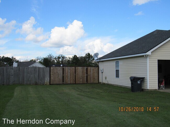 Building Photo - 3 br, 2 bath House - 3712 Kendall Court