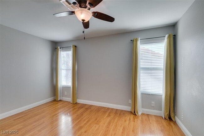 Building Photo - 225 Comanche Pl