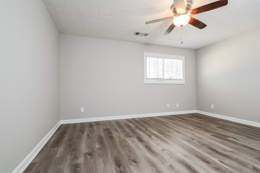 Building Photo - 2600 Trotters Walk Trail