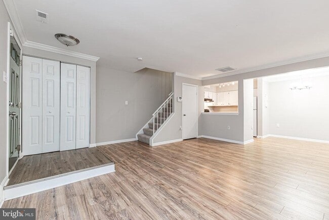 Building Photo - 7438 Emerald Dr