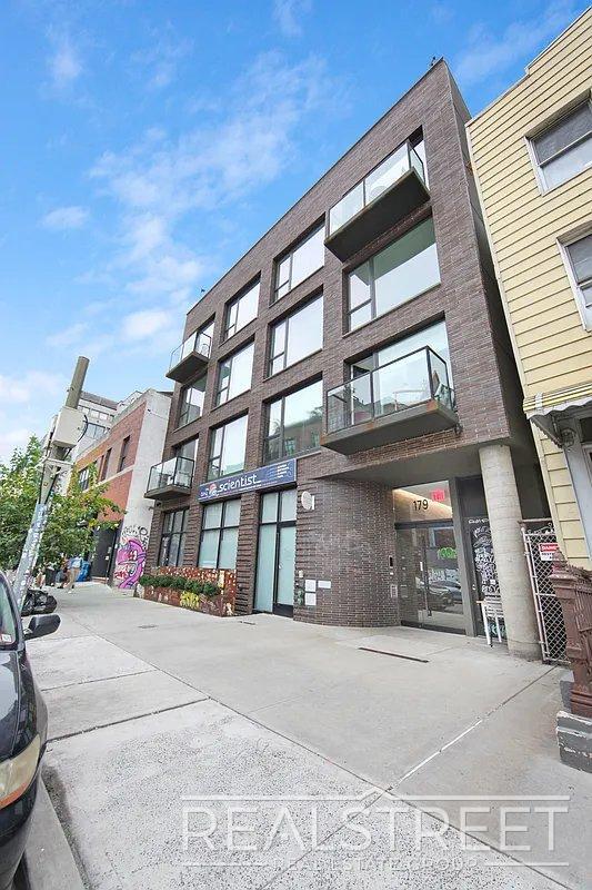 Building Photo - North 7th Street