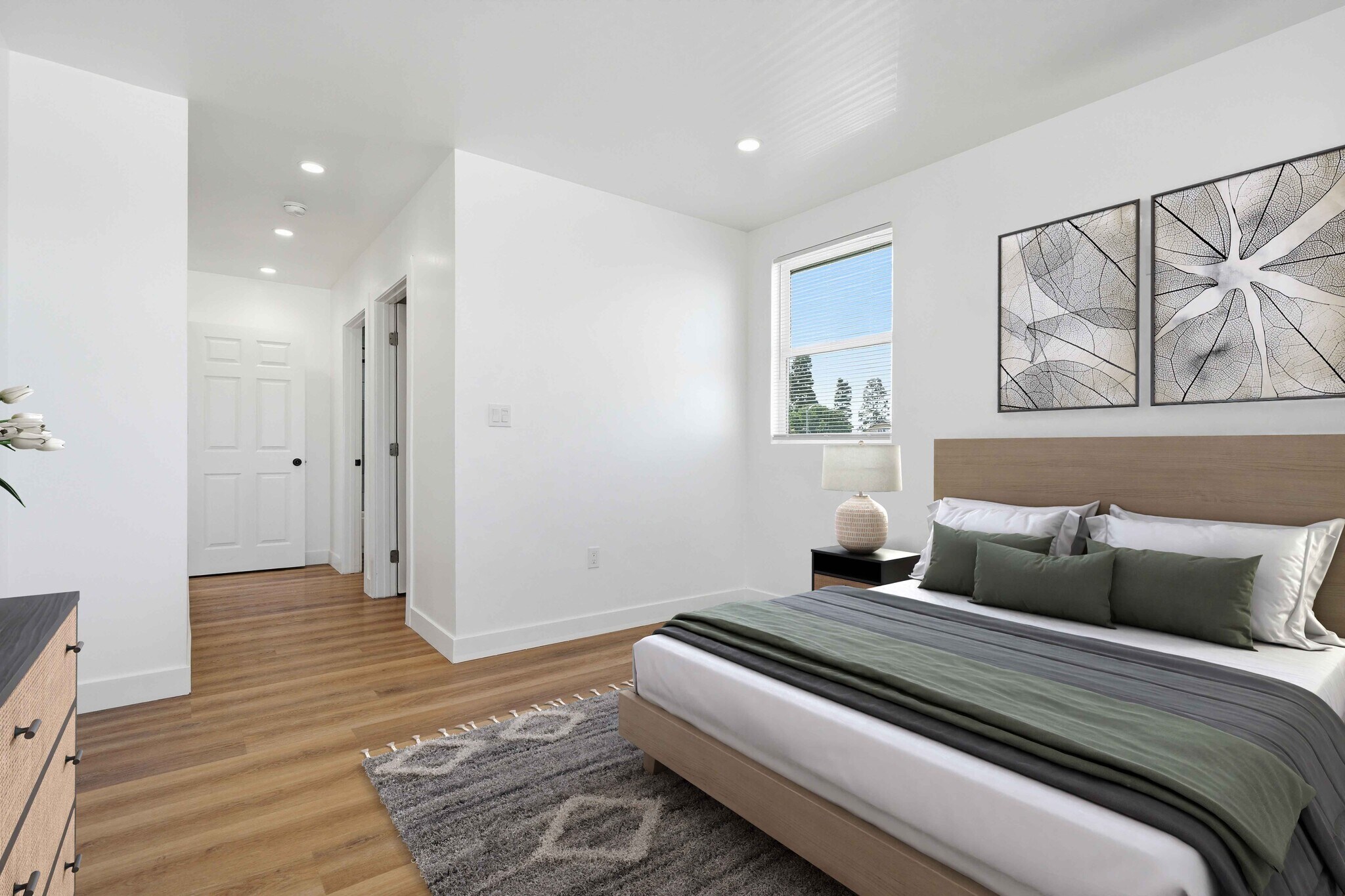 Building Photo - 6616 Denver Ave