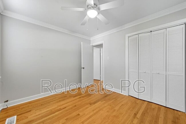 Building Photo - 8803 Weldon Dr
