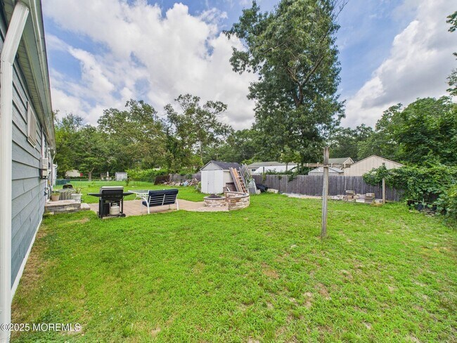 Building Photo - 2668 Midway Ave