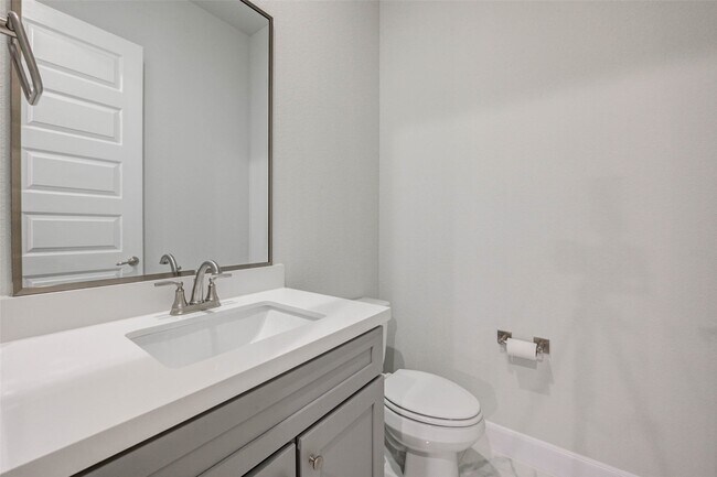 Building Photo - 2808 Grand Fountains Dr