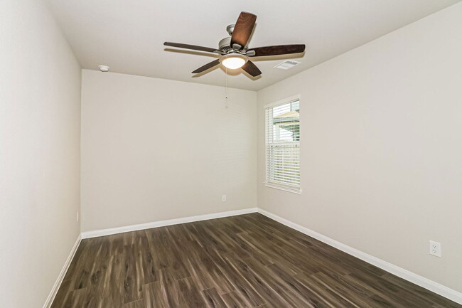 Building Photo - 5127 Shelby Katherine Dr
