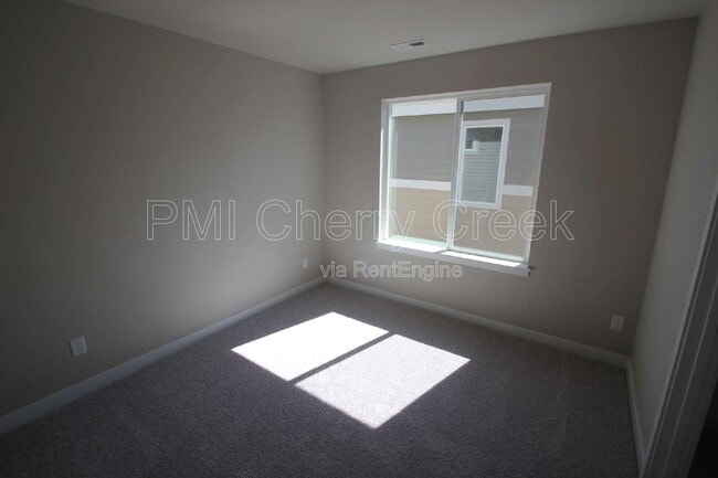 Building Photo - 2406 S Troy Ct