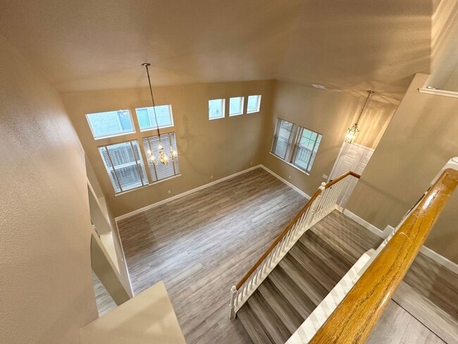 Building Photo - Beautiful Natomas Park Home – 5 Bed / 3 Bath, new interior paint, 2 story!