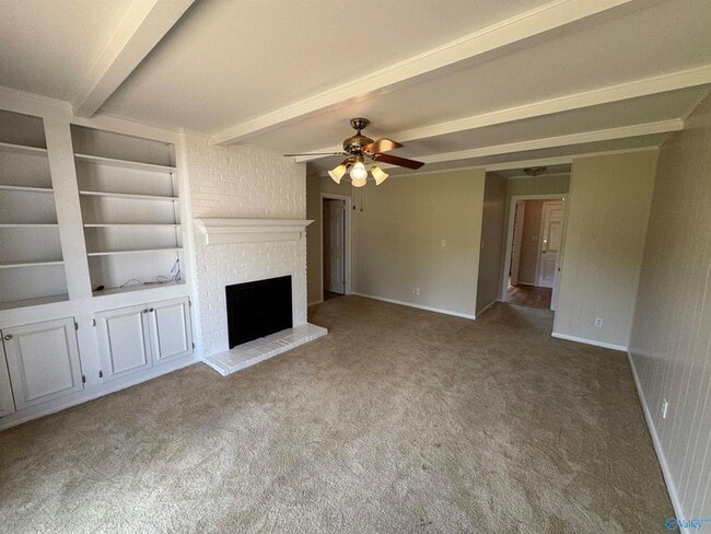 Building Photo - 816 Mira Vista Dr SE